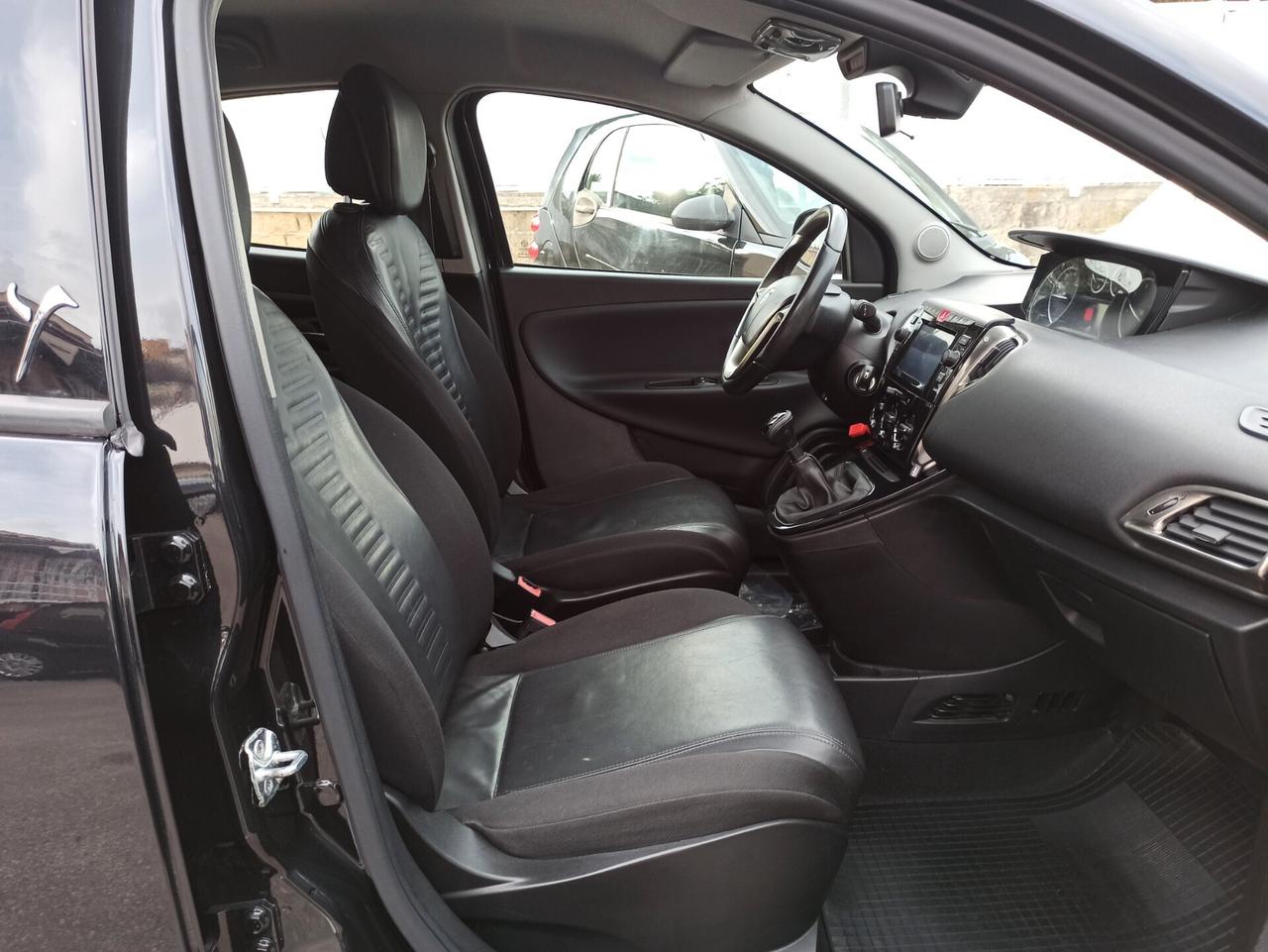 Lancia Ypsilon 1.3 MJT 16V 95 CV 5p. S&S Platinum