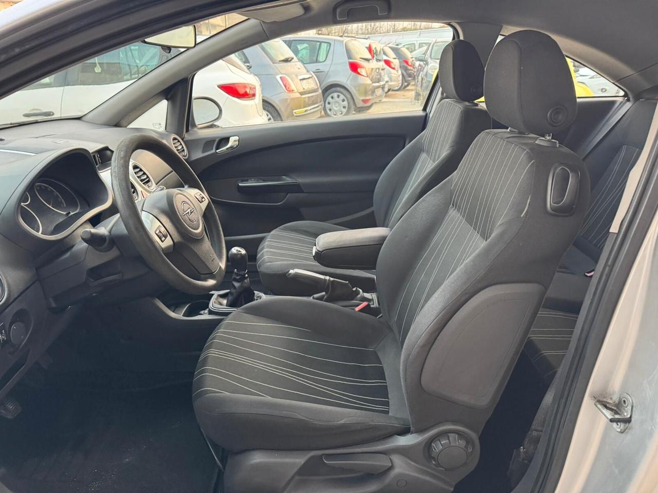 Opel Corsa 1.2 3 porte Enjoy GPL