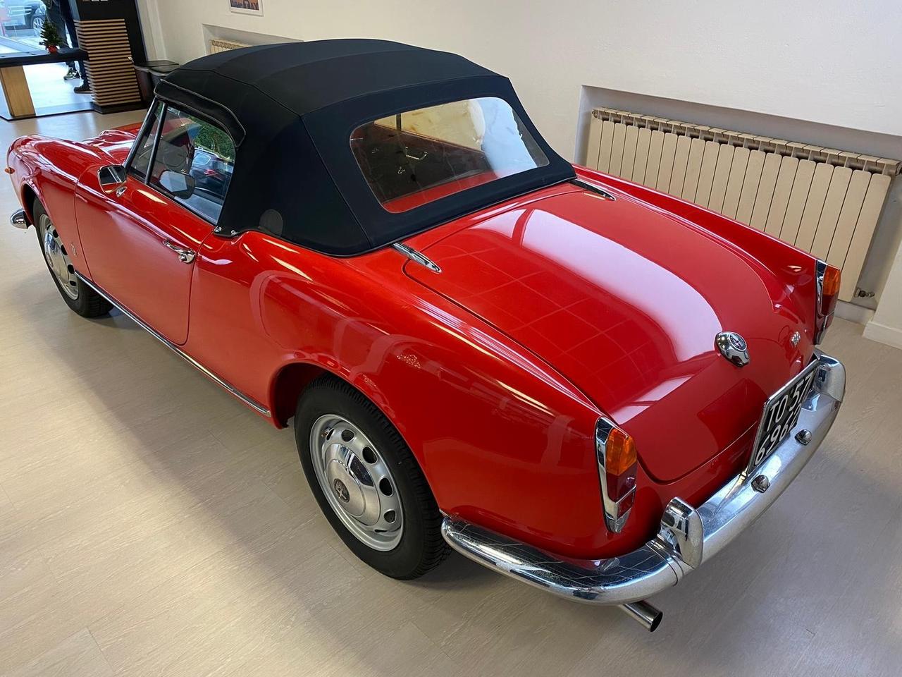 Alfa Romeo Spider 2.0 Veloce