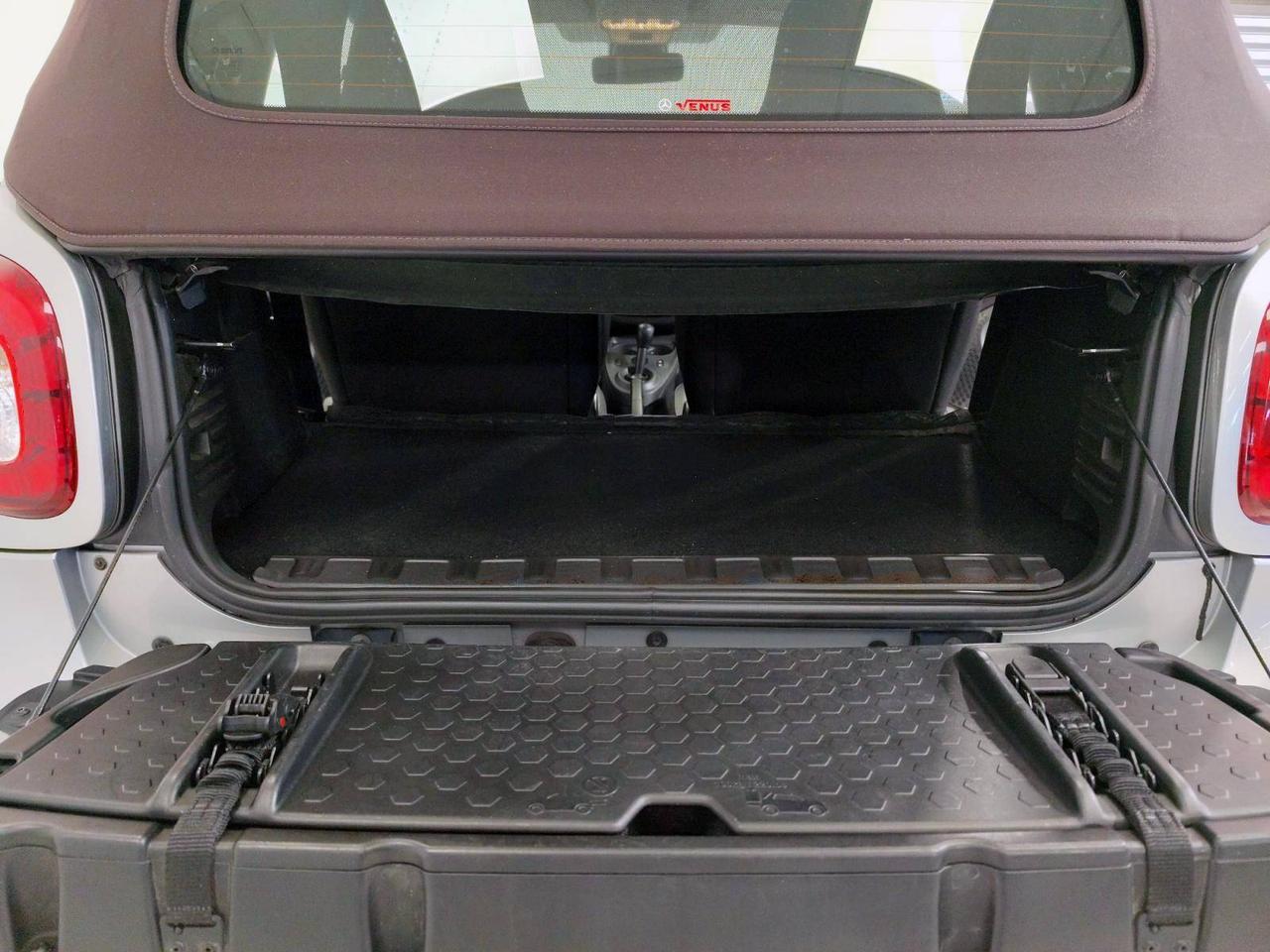 Smart Fortwo Cabrio 0.9 Suitegrey 90cv