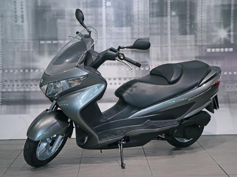Suzuki Burgman 200