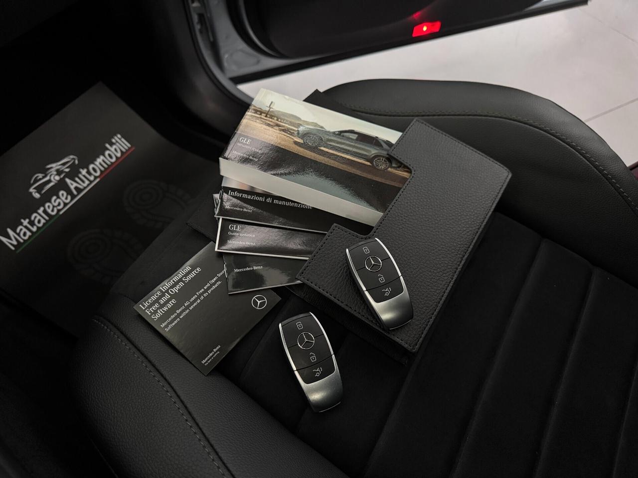 Mercedes-Benz GLE 300 2.0cc 272cv AMG Line Premium Plus 4Matic TettoApri