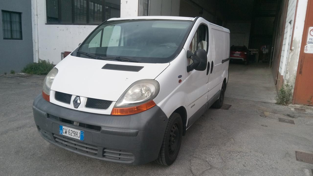 Renault Trafic 100dci doppia porta