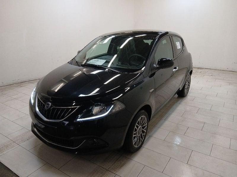 Lancia Ypsilon 1.0 firefly hybrid Gold Plus s&s 70cv 5p.ti