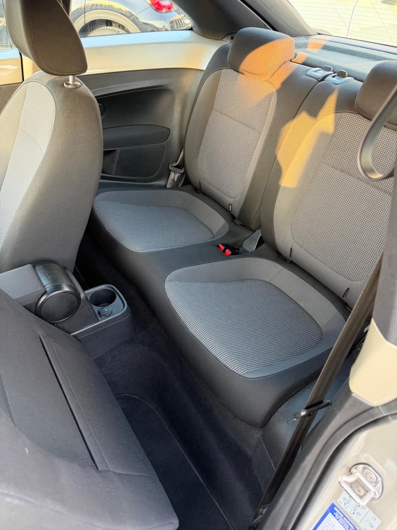 Volkswagen Maggiolino 2.0 TDI Design BlueMotion Technology