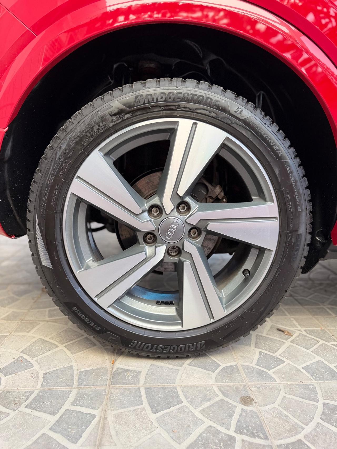 Audi Q2 30 TDI S line Edition