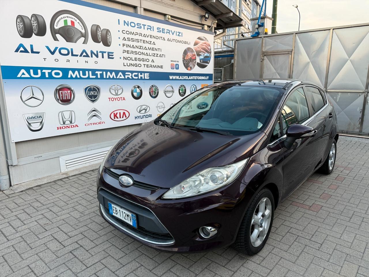 Ford Fiesta 1.4 5 porte Bz.- GPL Titanium - NeoPatentati