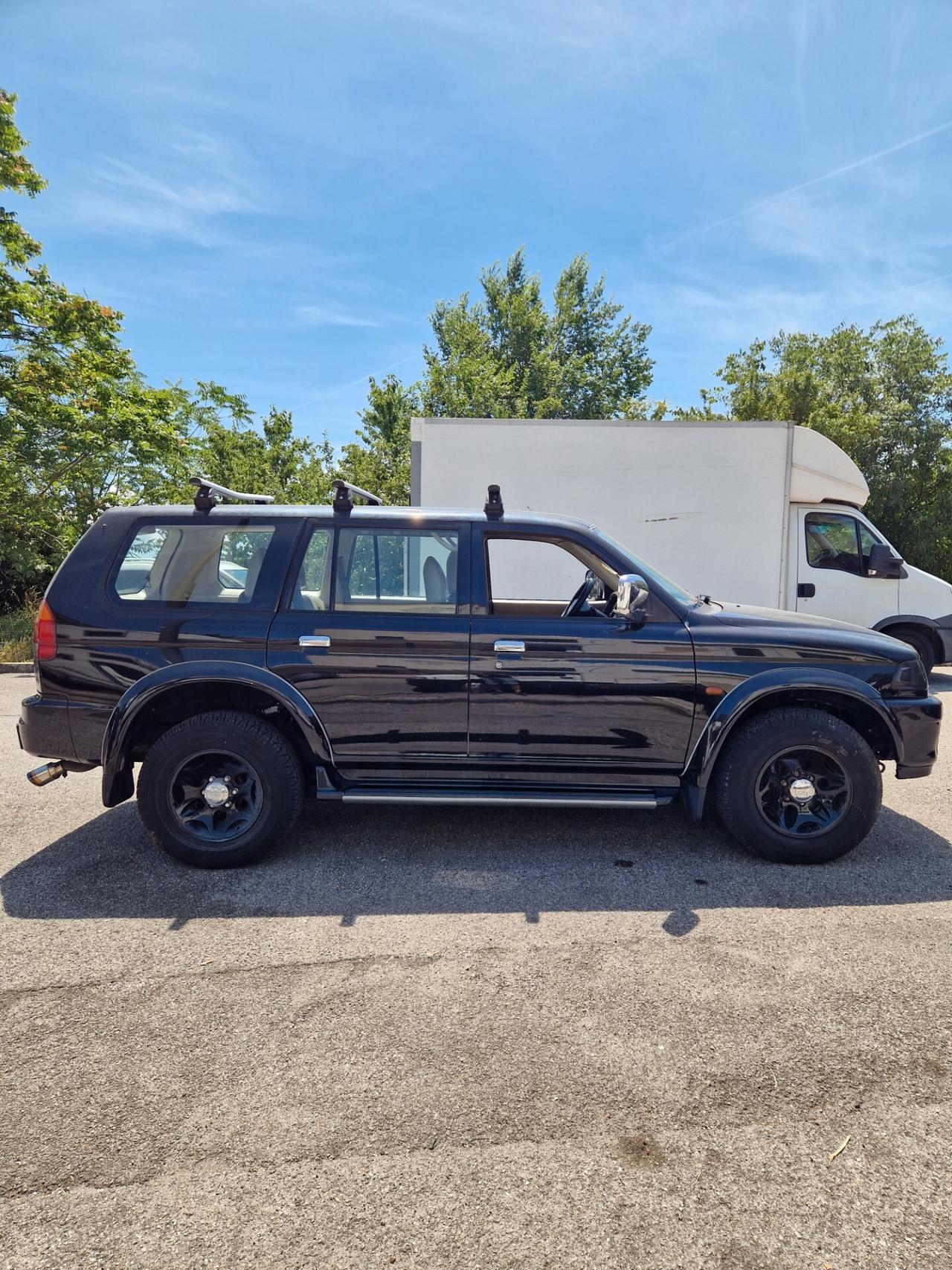Mitsubishi Pajero Sport 3.0i V6 24V - 4x4