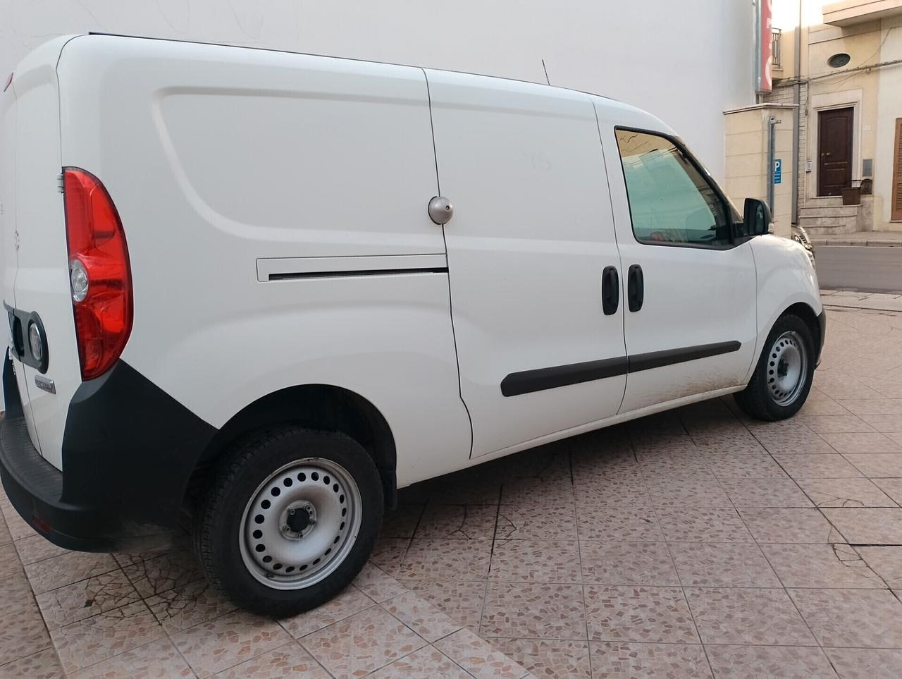 Fiat Doblo Doblò 1.6 MJT 105CV S&S PL-TN Cargo Maxi Business