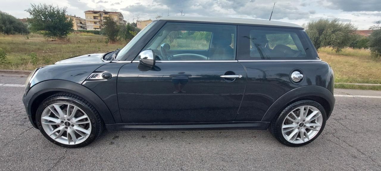 MINI COOPER 1,6 DIESEL 110 CV ALLESTIMENTO S LEGA TELEFONO GOMME NUOVE IMPECCABILE