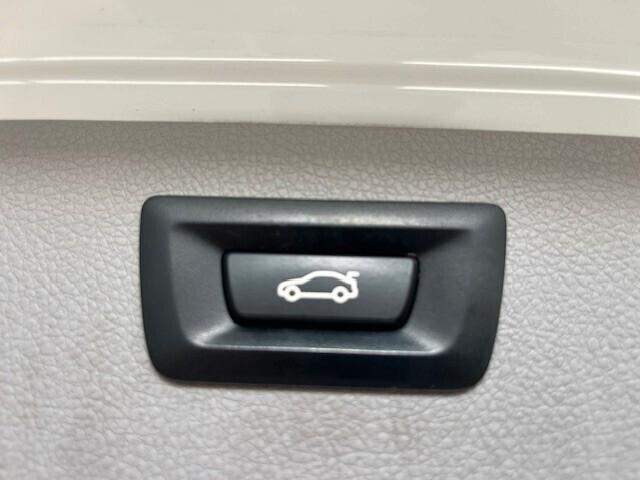 BMW 318 d Touring Business auto