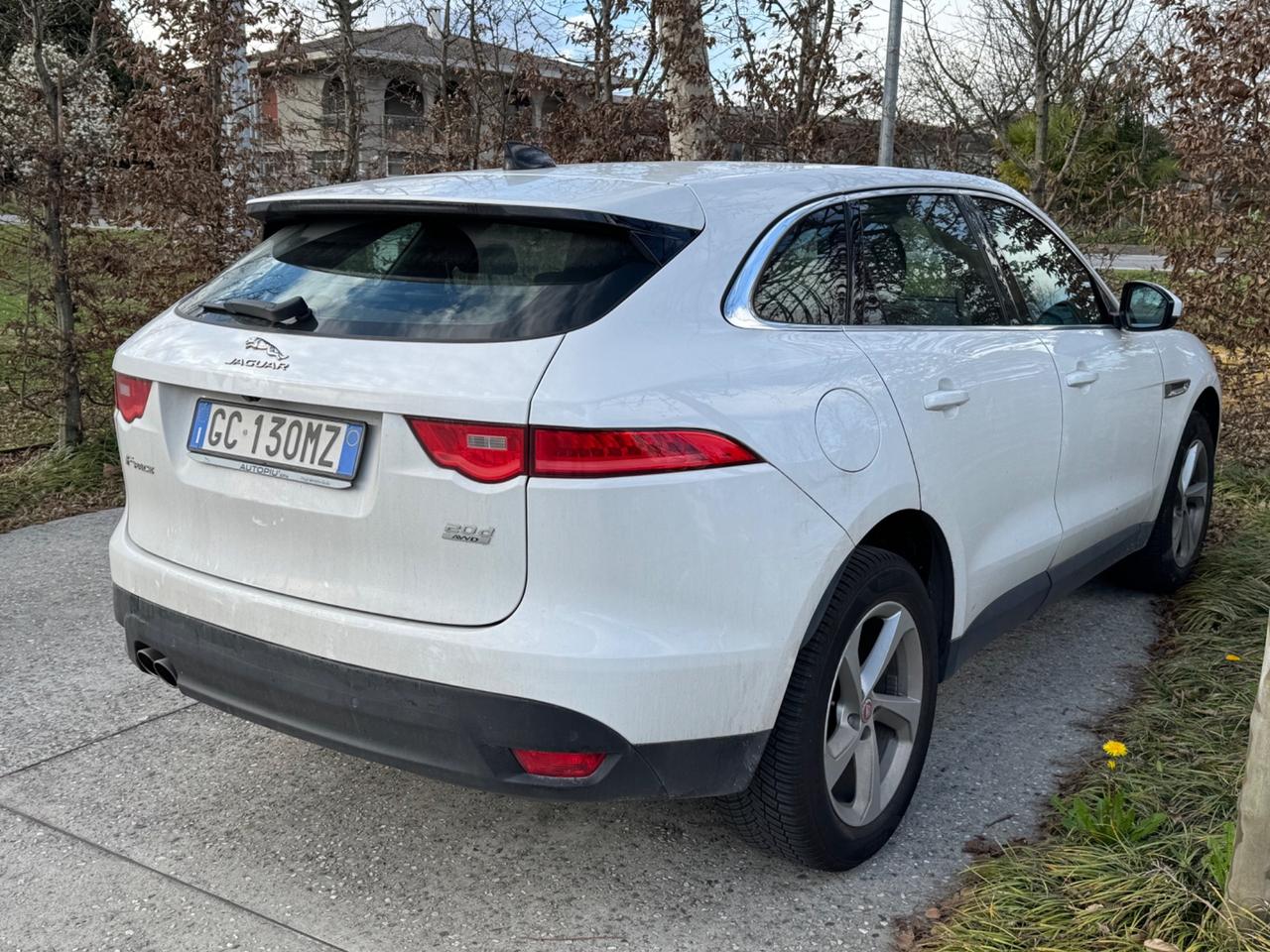 Jaguar F-Pace 2.0 D 180 CV AWD aut. Prestige Unico proprietario