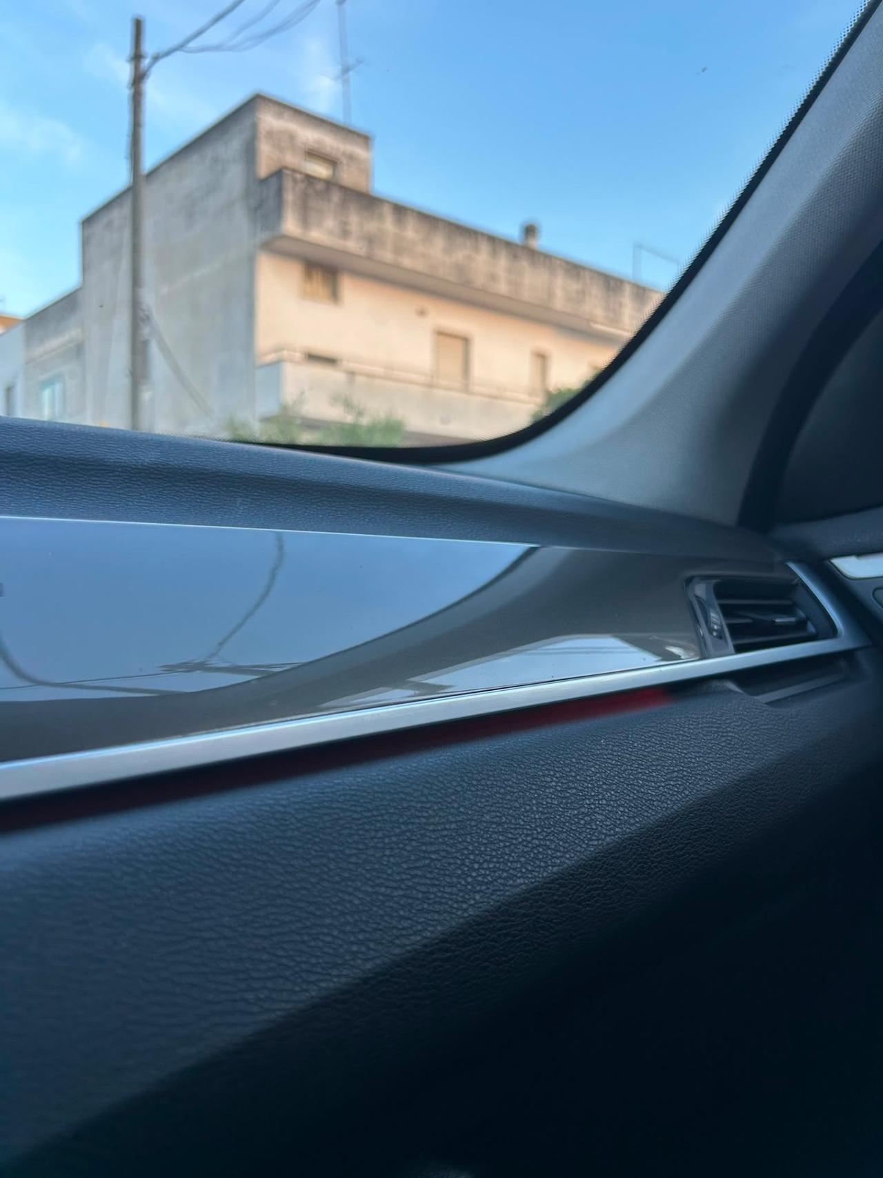 Bmw X1 18d xLine-12/2016 XENO/NAVI/18"
