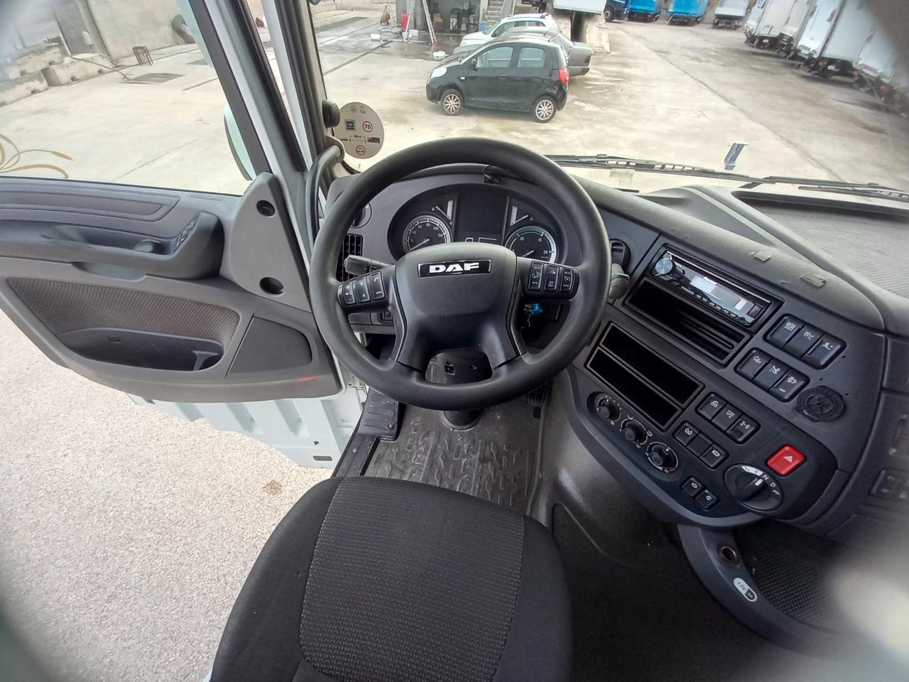 DAF XF 510 FAX - Impianto scarrabile 26 TON (C2)