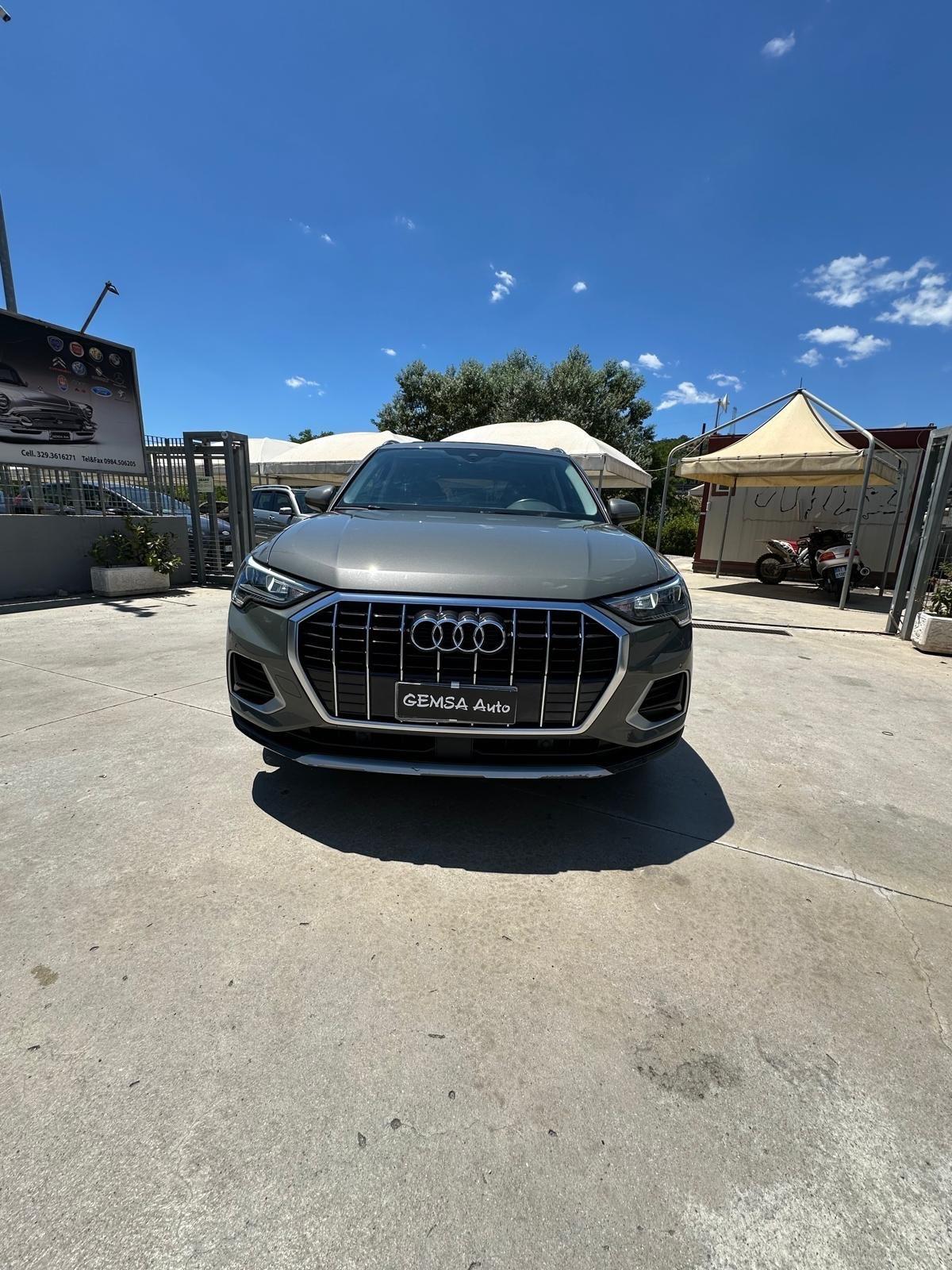 Audi Q3 35 TDI S tronic Business