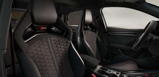Audi RS3 RS3 Sportback 2.5 tfsi qu s-tr SEDILI A GUSCIO