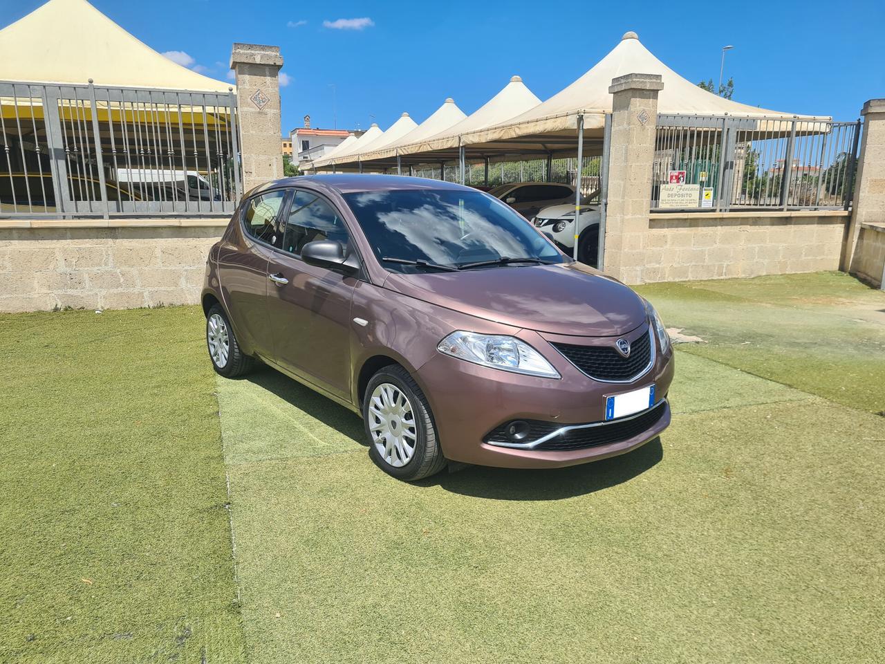 Lancia Ypsilon 1.2 69 CV 5 porte GPL Ecochic Gold 2016