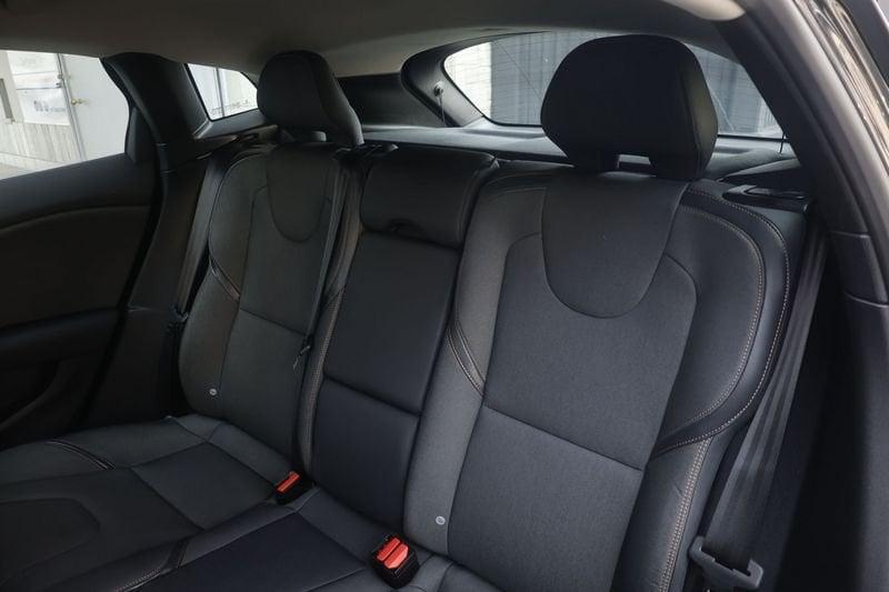 Volvo V40 Cross Country Volvo V40 Cross Country 2.0 d2 Business Plus geartronic my19 Unicoproprietario