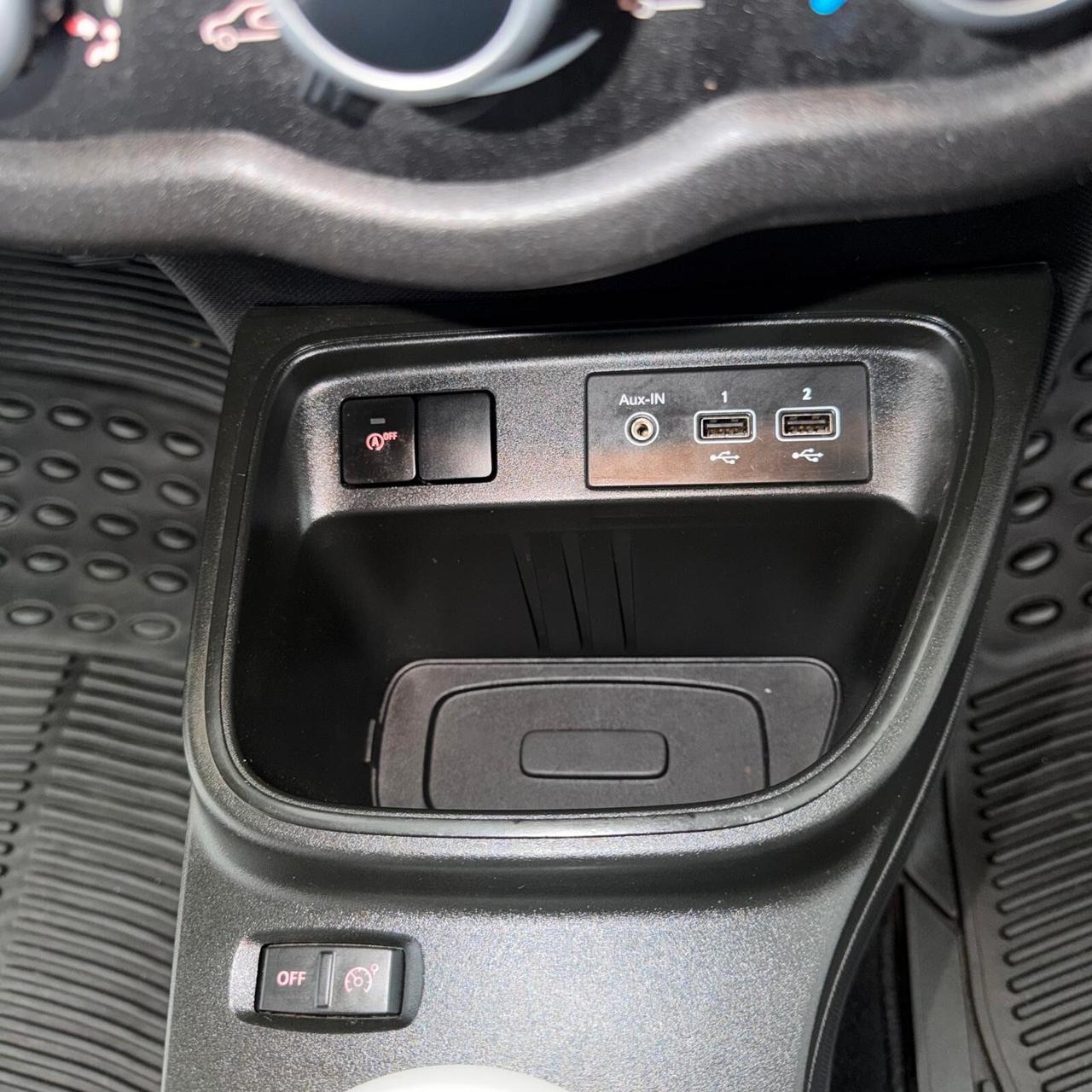 Renault Twingo 1.0 BENZINA 70CV