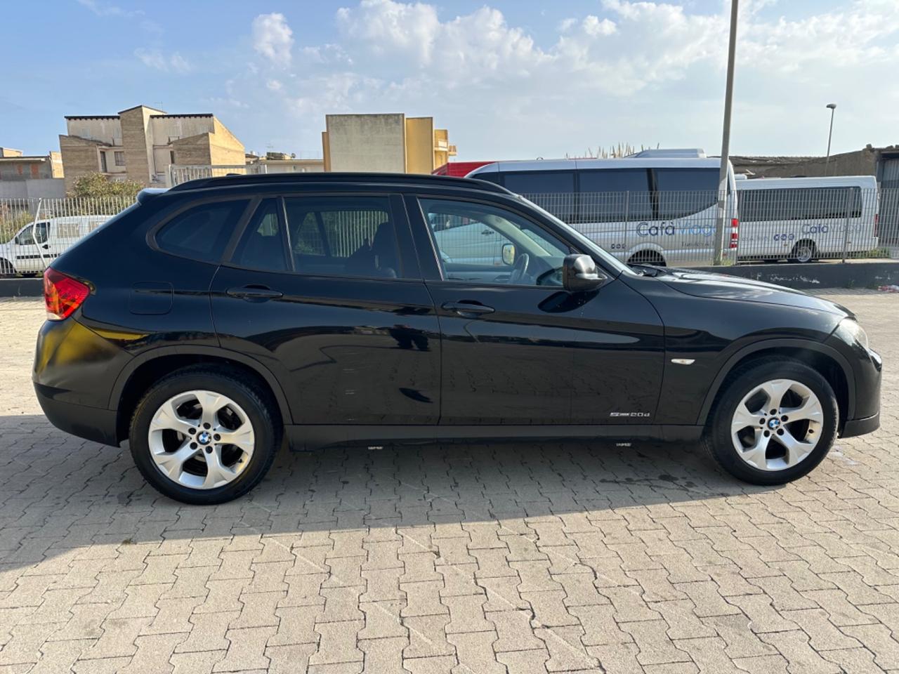 Bmw X1 sDrive20d Futura NAVI XENO 2011