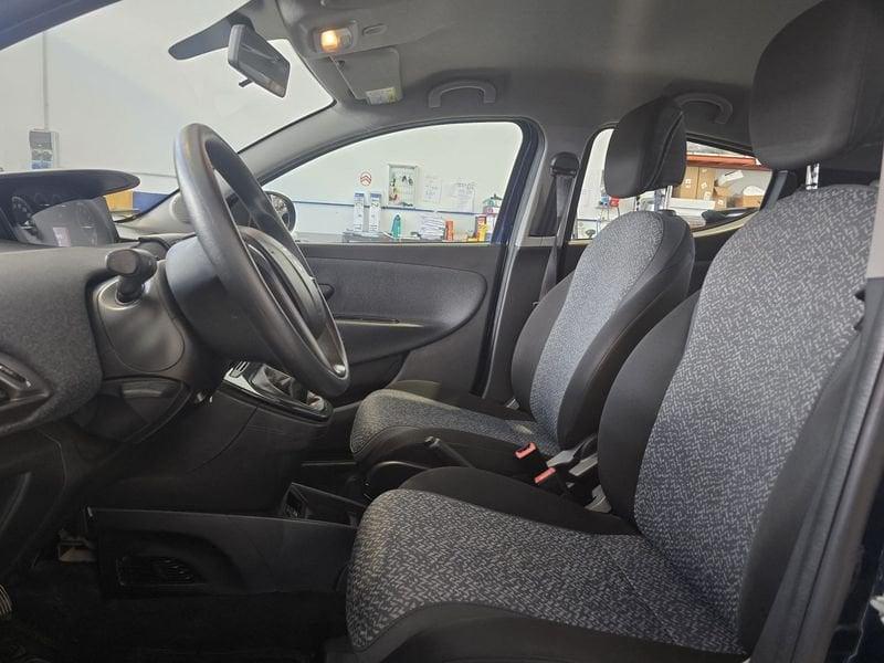 Lancia Ypsilon 1.2 69cv Platinum