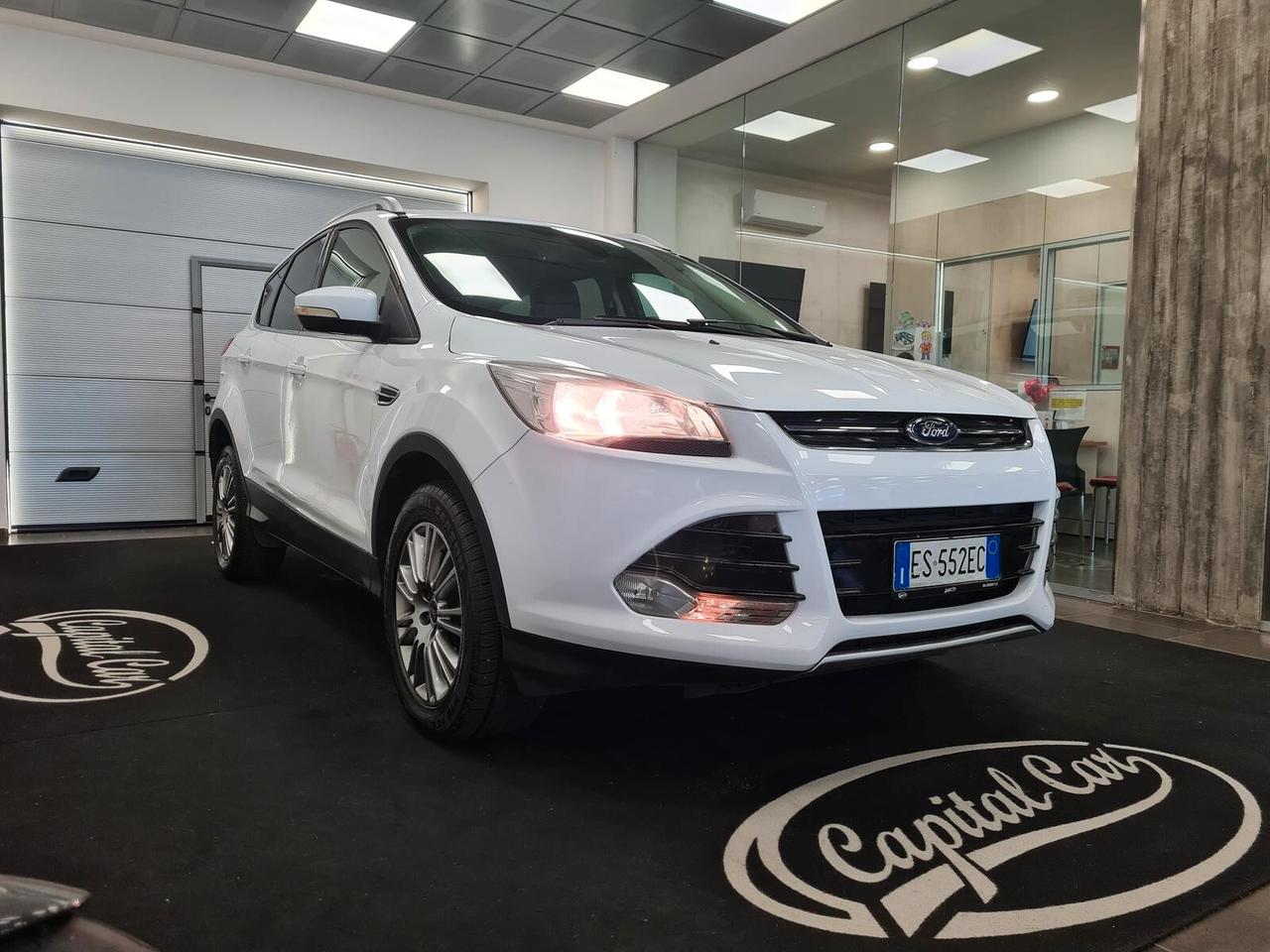 Ford Kuga 2.0 TDCI 140 CV 4WD Powershift Titanium