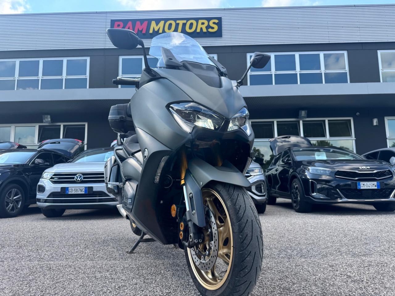 YAMAHA T-MAX 560 TECH ABS 35KW