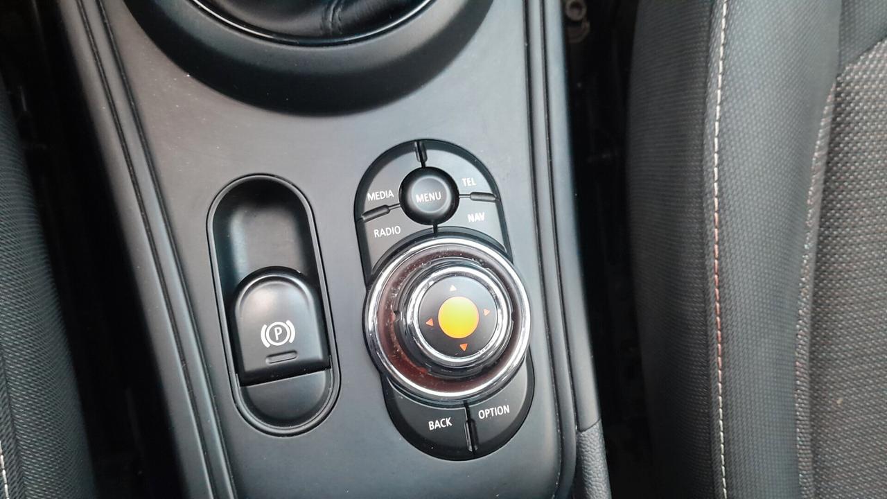 Mini Cooper Countryman 1.5 One D Business