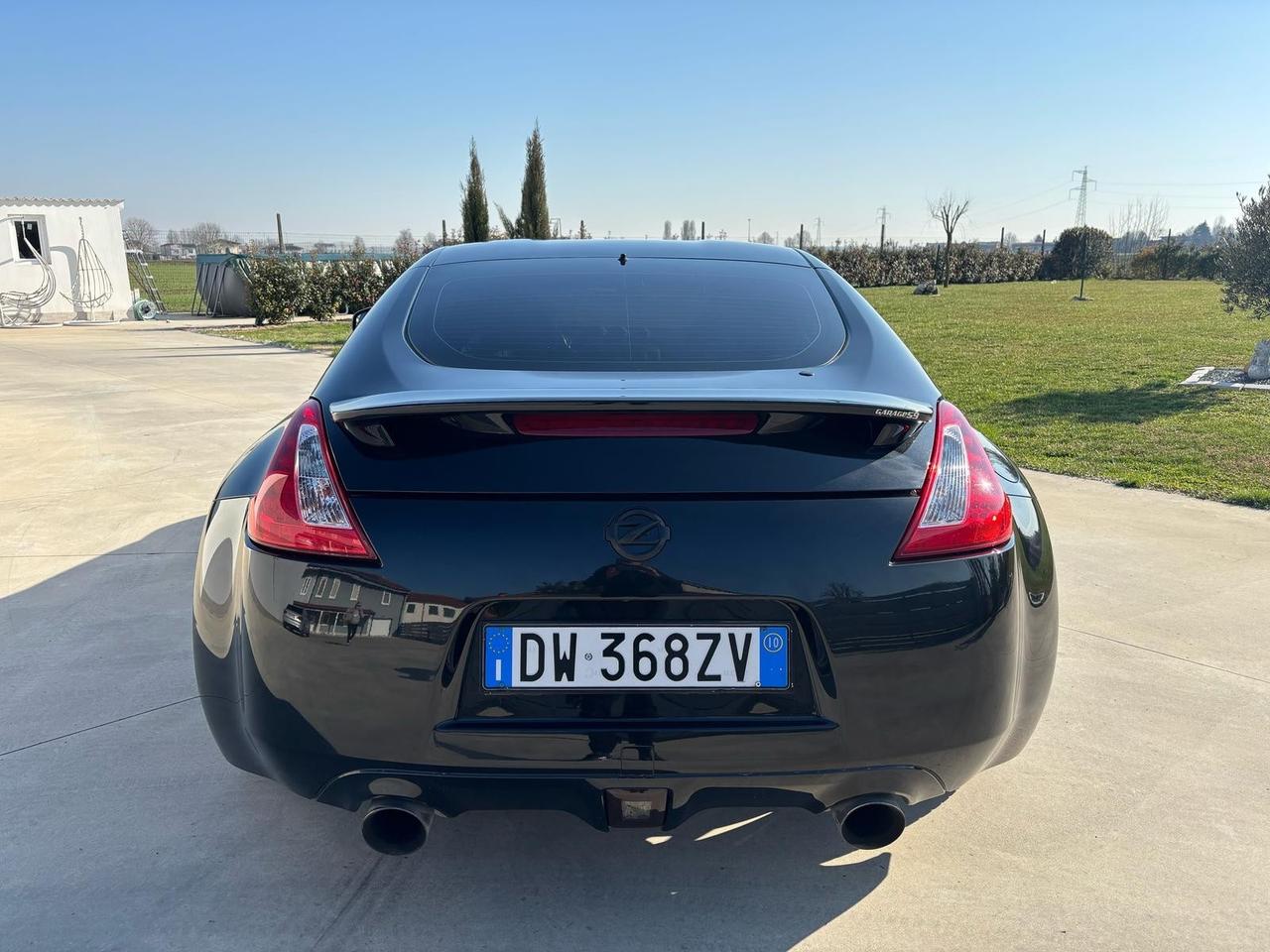 Nissan Z 370 z black edition