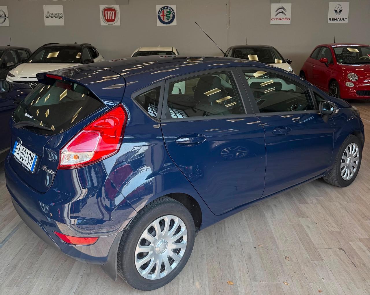 Ford Fiesta 1.4 5 porte Bz.- GPL Black & White Edition