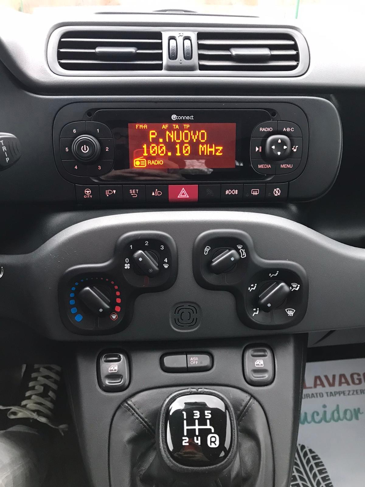 Fiat Panda 1.2 benzina 69 cv Lounge