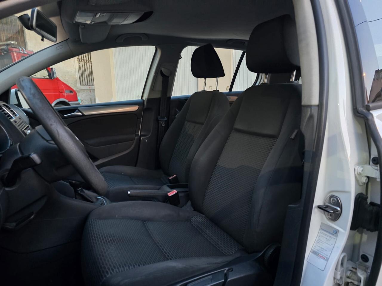 Volkswagen Golf 1.6 TDI DPF 5p. 2012
