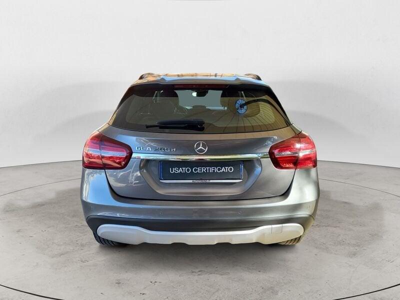 Mercedes-Benz GLA 200 d 136 CV Automatica NAVI LED Business Extra