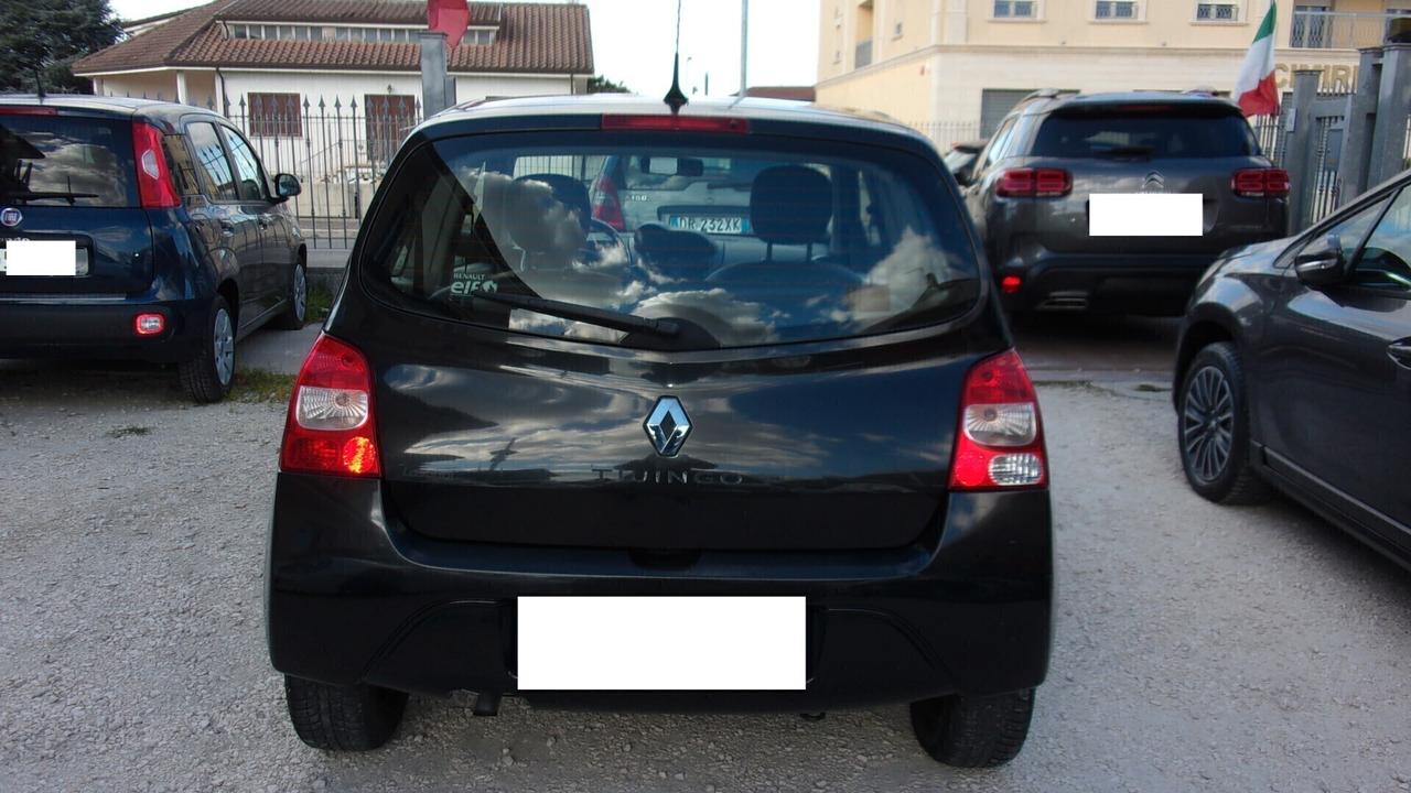 Renault Twingo 1.2 8V Dynamique