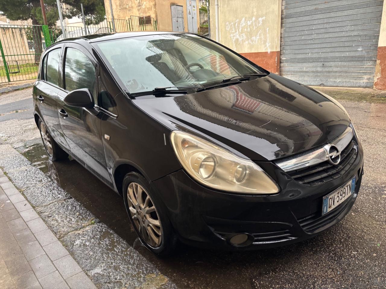 Opel Corsa 1.2 5 porte Cosmo