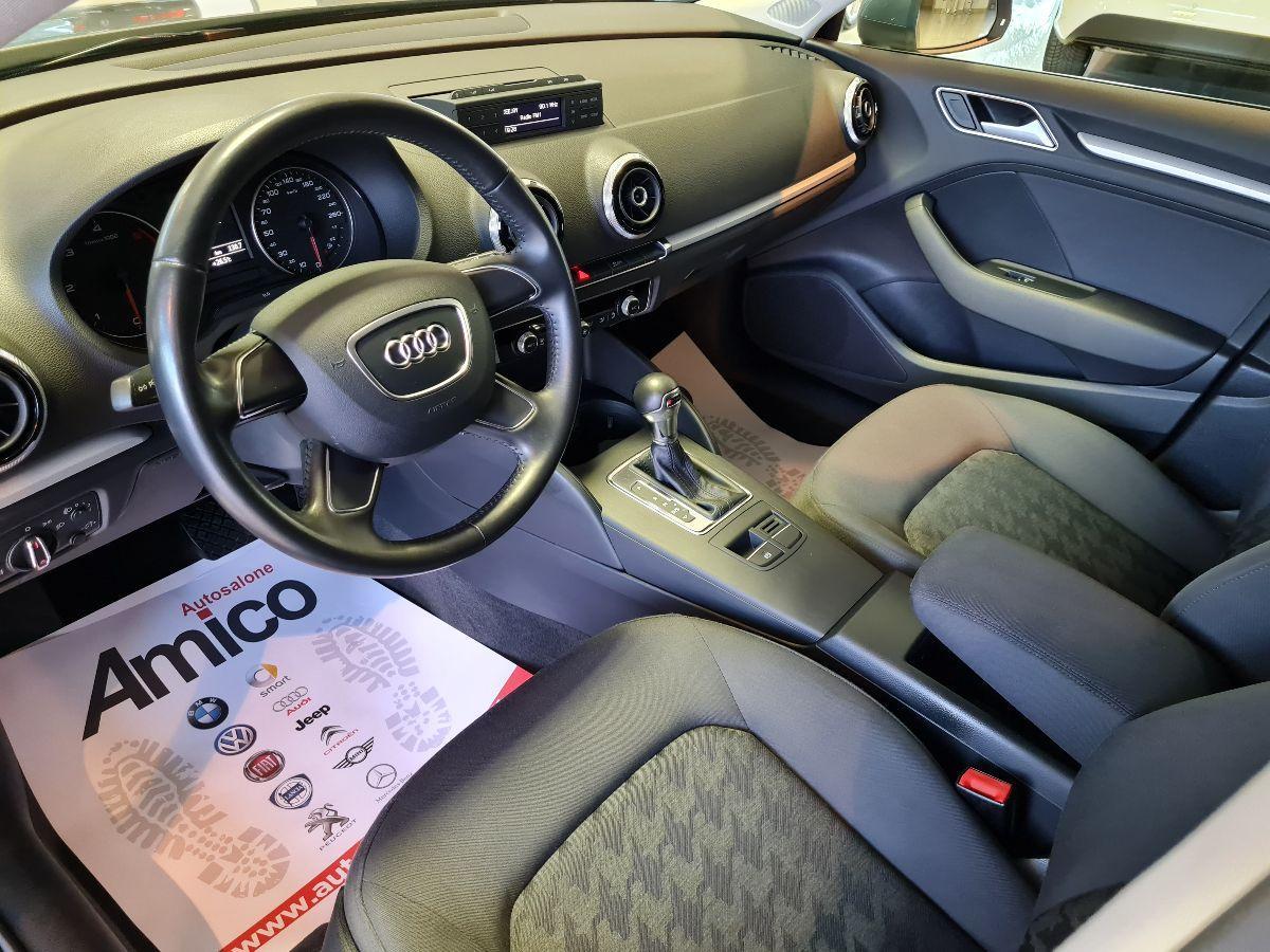 AUDI A3 Sportback 1.6 TDI S-tronic Ambition S-line