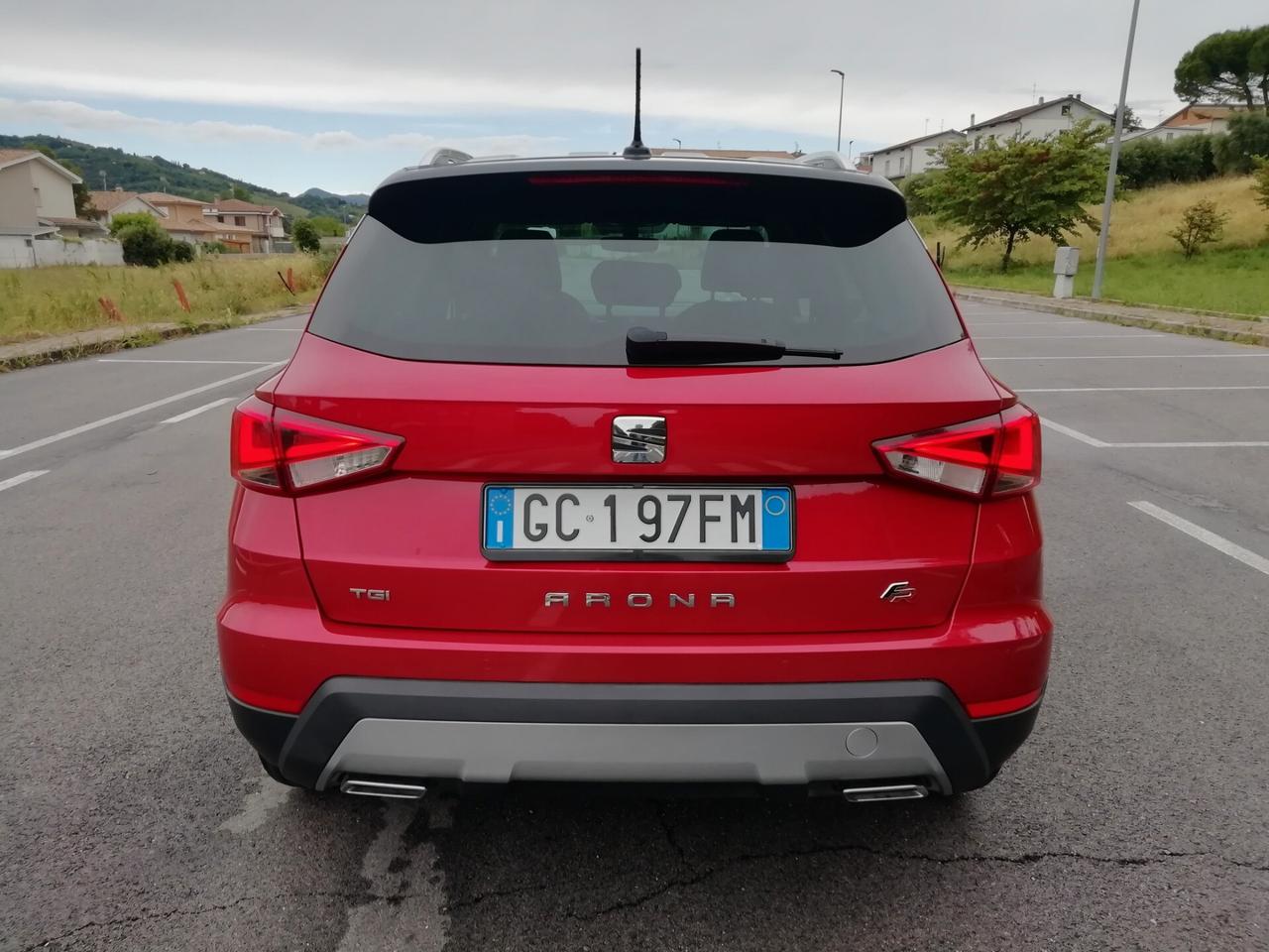 Seat Arona 1.0 TGI FR "FARI LED - UNICO PROPRIETARIO"