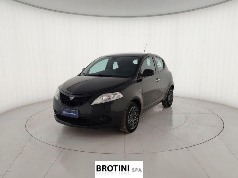 Lancia Ypsilon 1.2 69cv Start& Stop Gold