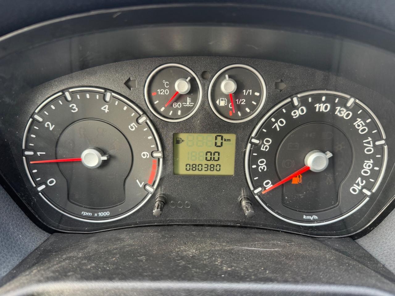 Ford Fiesta 1.2 16V 5p. Ghia