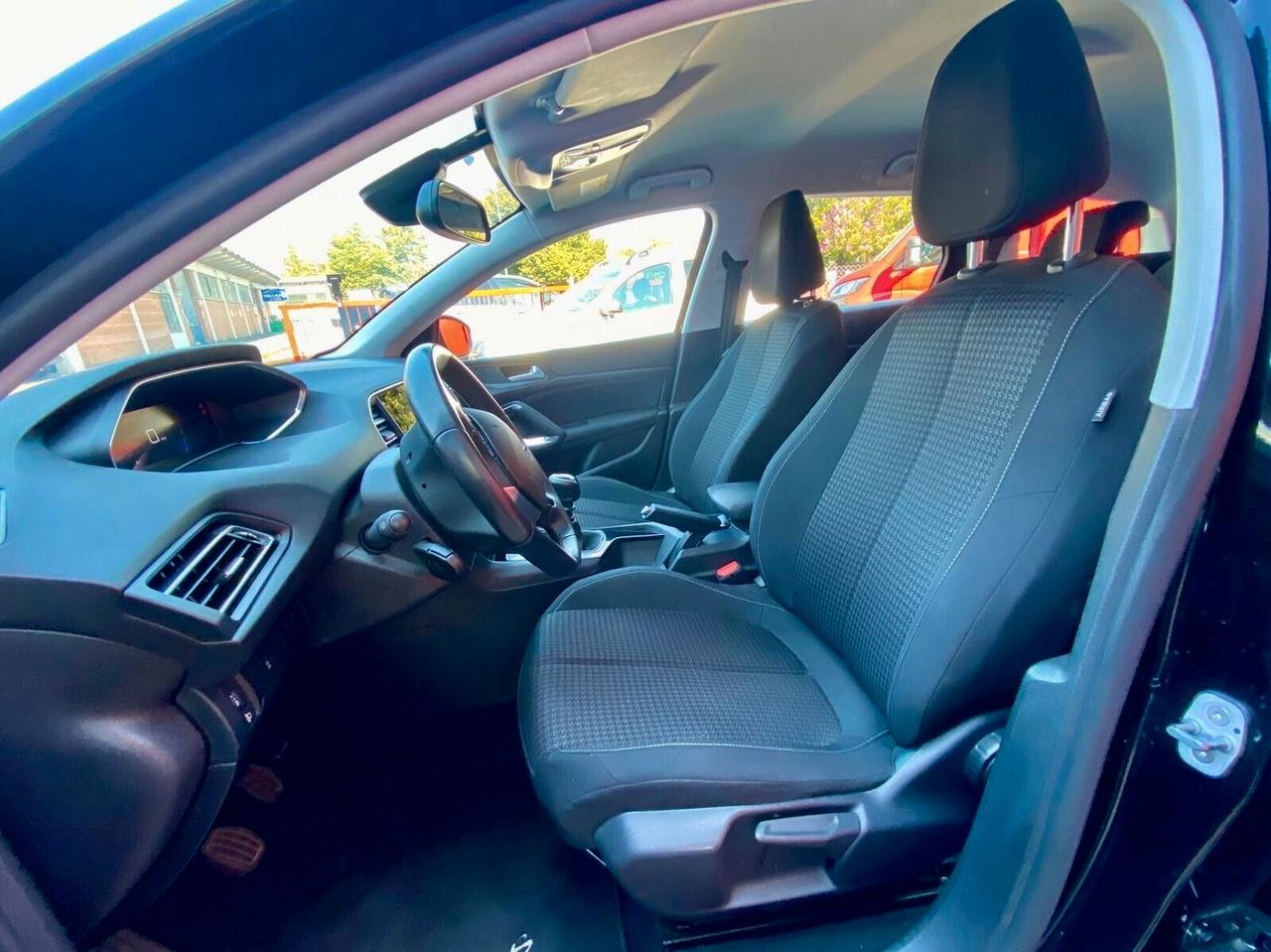 Peugeot 308 BlueHDi 130 S&S SW Active