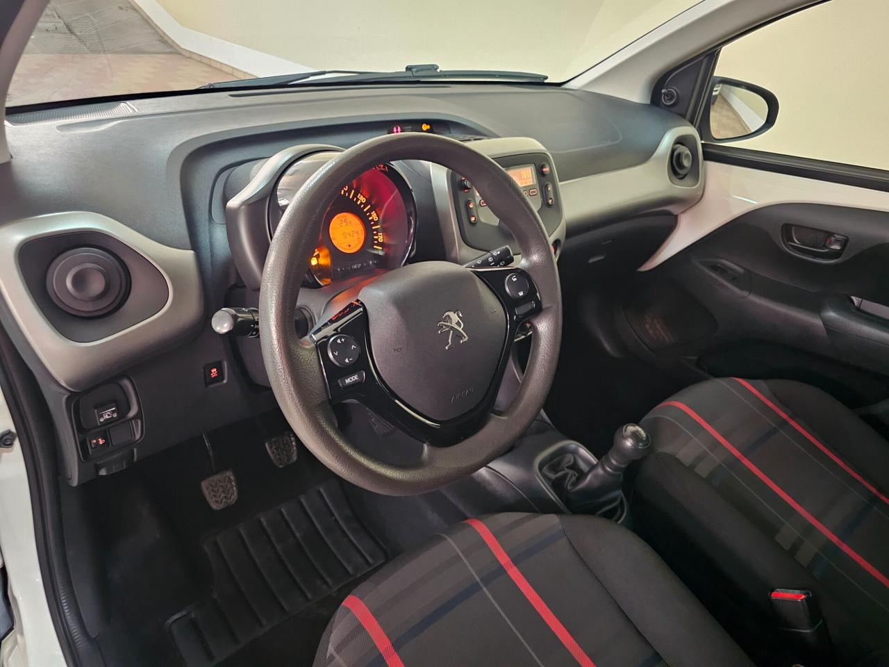 Peugeot 108 PureTech 82 5 porte Allure TOP! GPL INSTALLATO NEL 2023