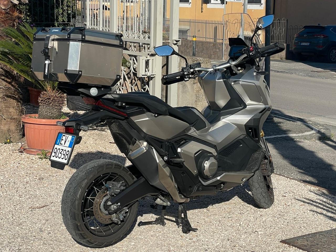 Honda X-Adv 750