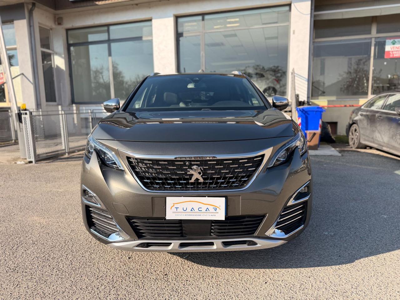 Peugeot 3008 GT 2.0 Blue HDI 180 GT B-COLOR #8587