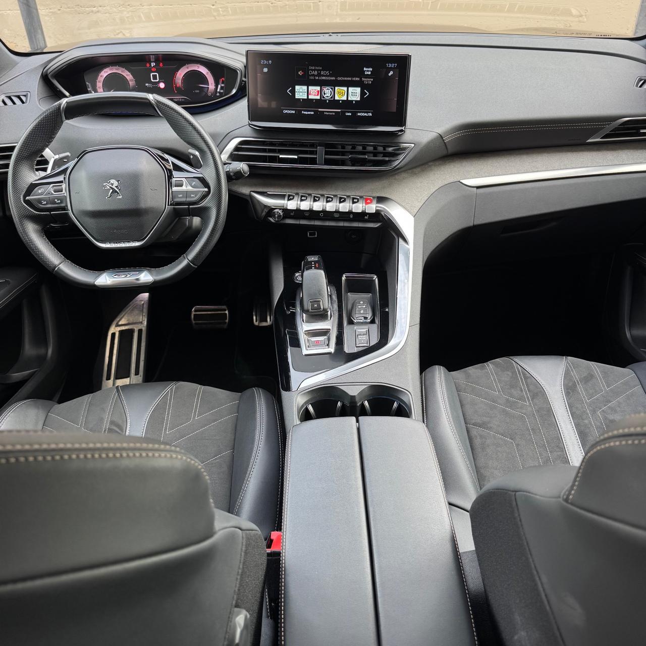 Peugeot 3008 GT TOTAL BLACK