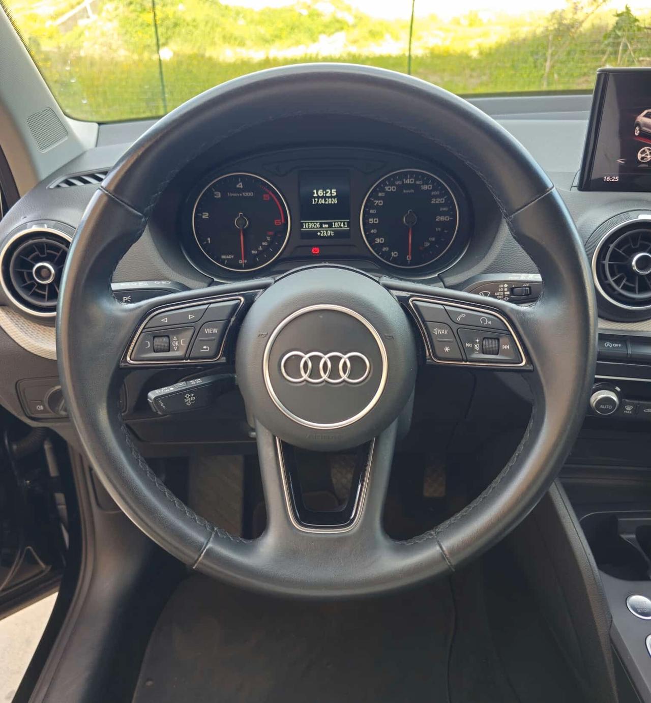 Audi Q2 30 TDI S tronic Business Advanced