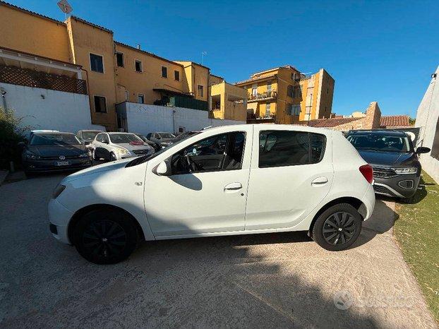 Dacia Sandero II 2013 DACIA SANDERO 1.5 dci Laurea