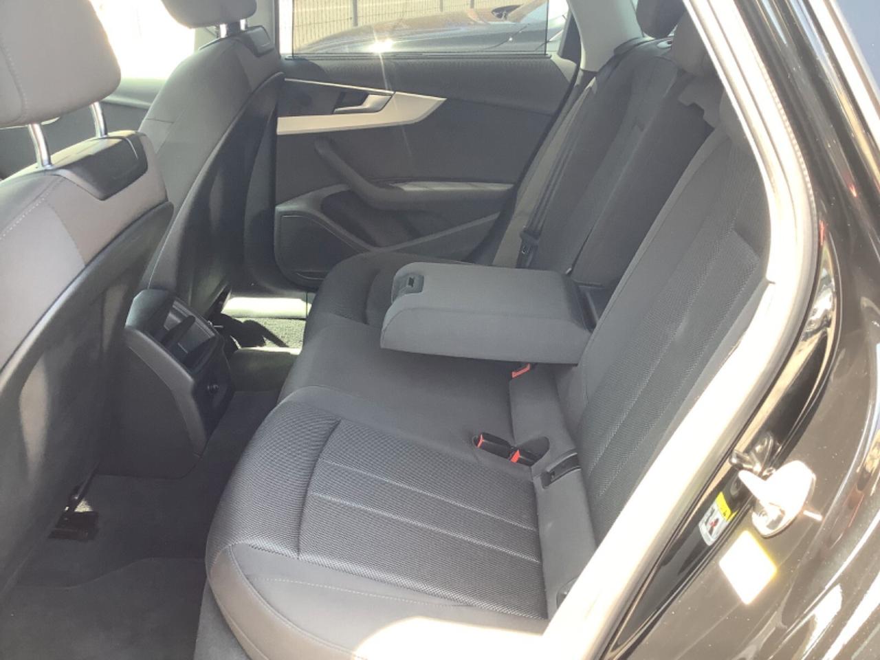 Audi A4 Avant 35 TDI/163 CV S tronic