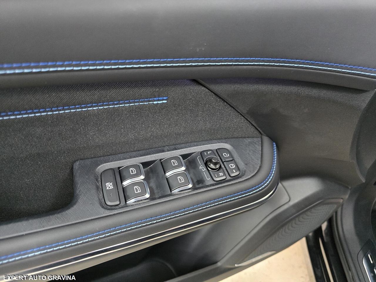 LINK & CO 01 VERSIONE FULL PLUG IN HYBRID *TETTO*
