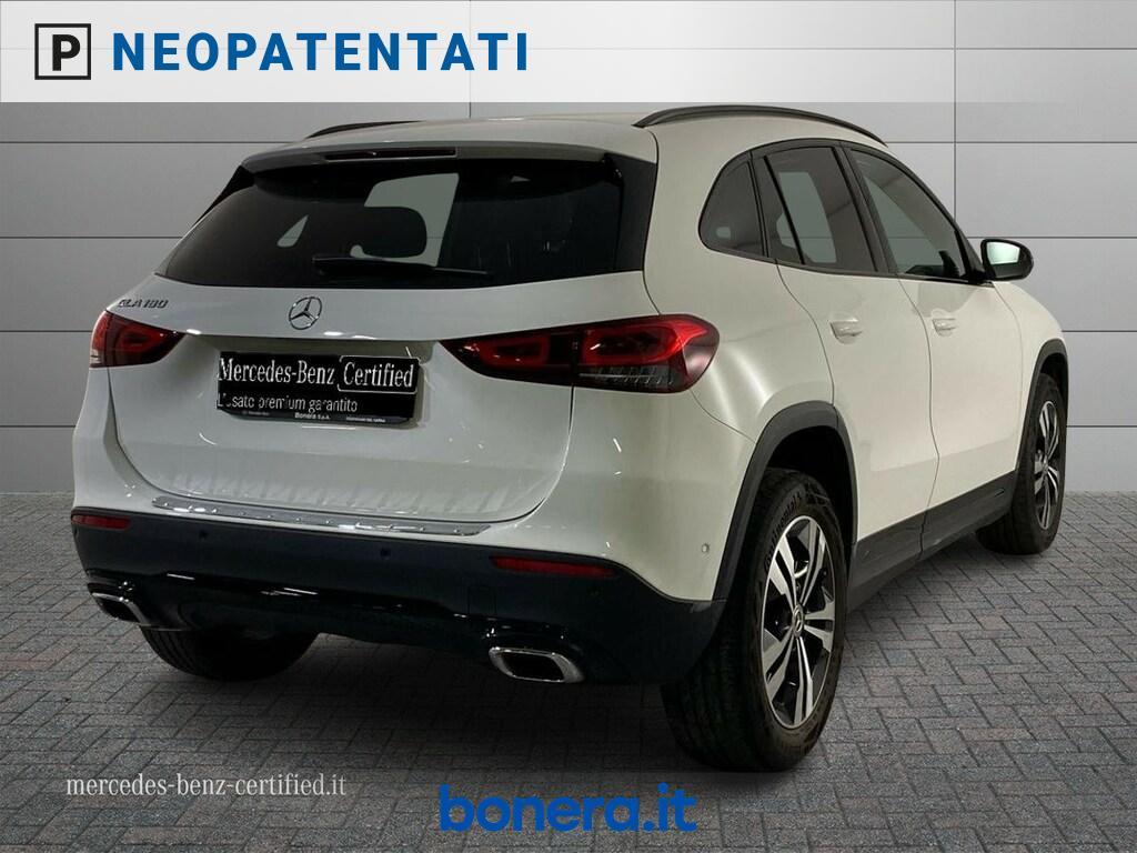 Mercedes GLA 180 180 Sport Plus 7G-DCT