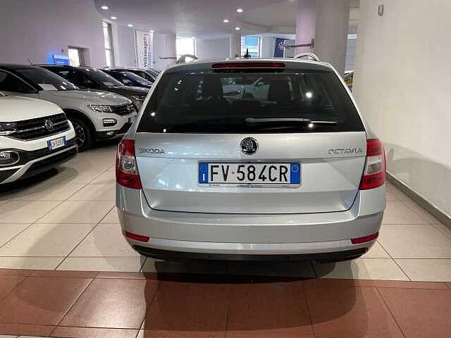 SKODA Octavia 1.6 TDI CR 115 CV DSG Wagon Style